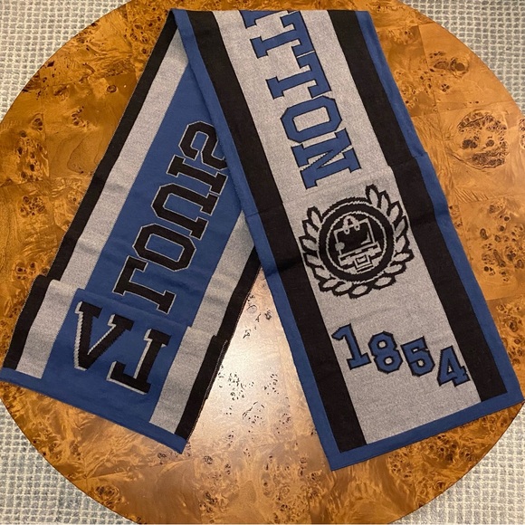 M70529 Echarpes LV League Blue Scarf (Rare Limited Edition Style) - Picture 2 of 8